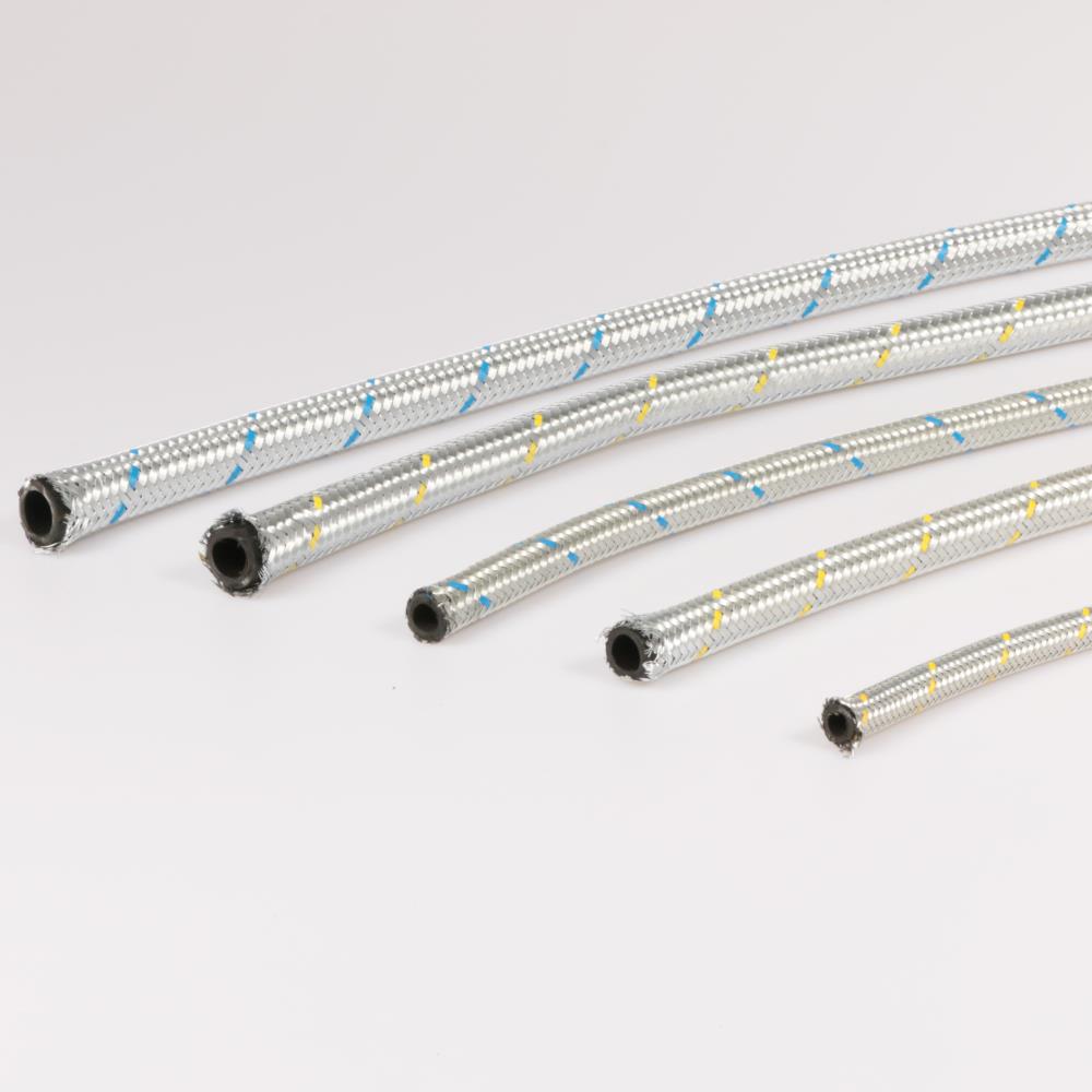 Rubber met staaldraad omvlechting